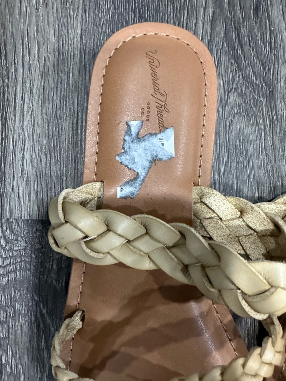 Universal Thread Beige Braided Sandals Size 7.5 - Picture 3 of 6